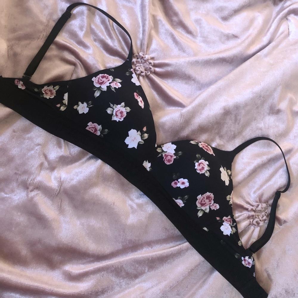 Victoria Secret PINK wireless floral Bra 32D